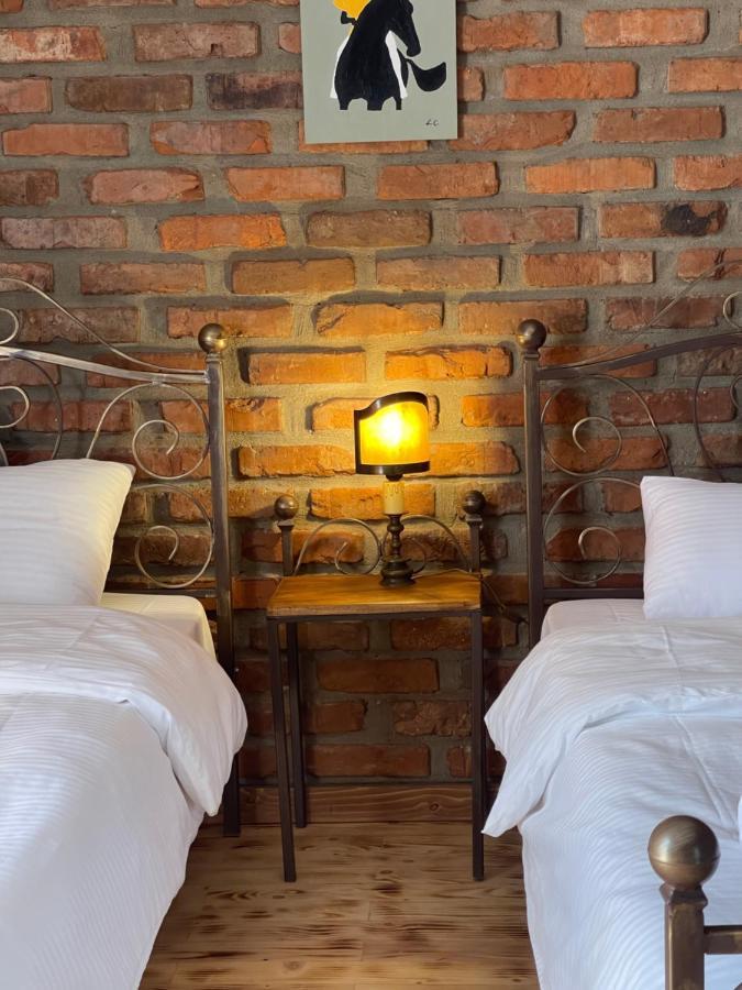 Odo'S Guest House 马尔特维利 外观 照片