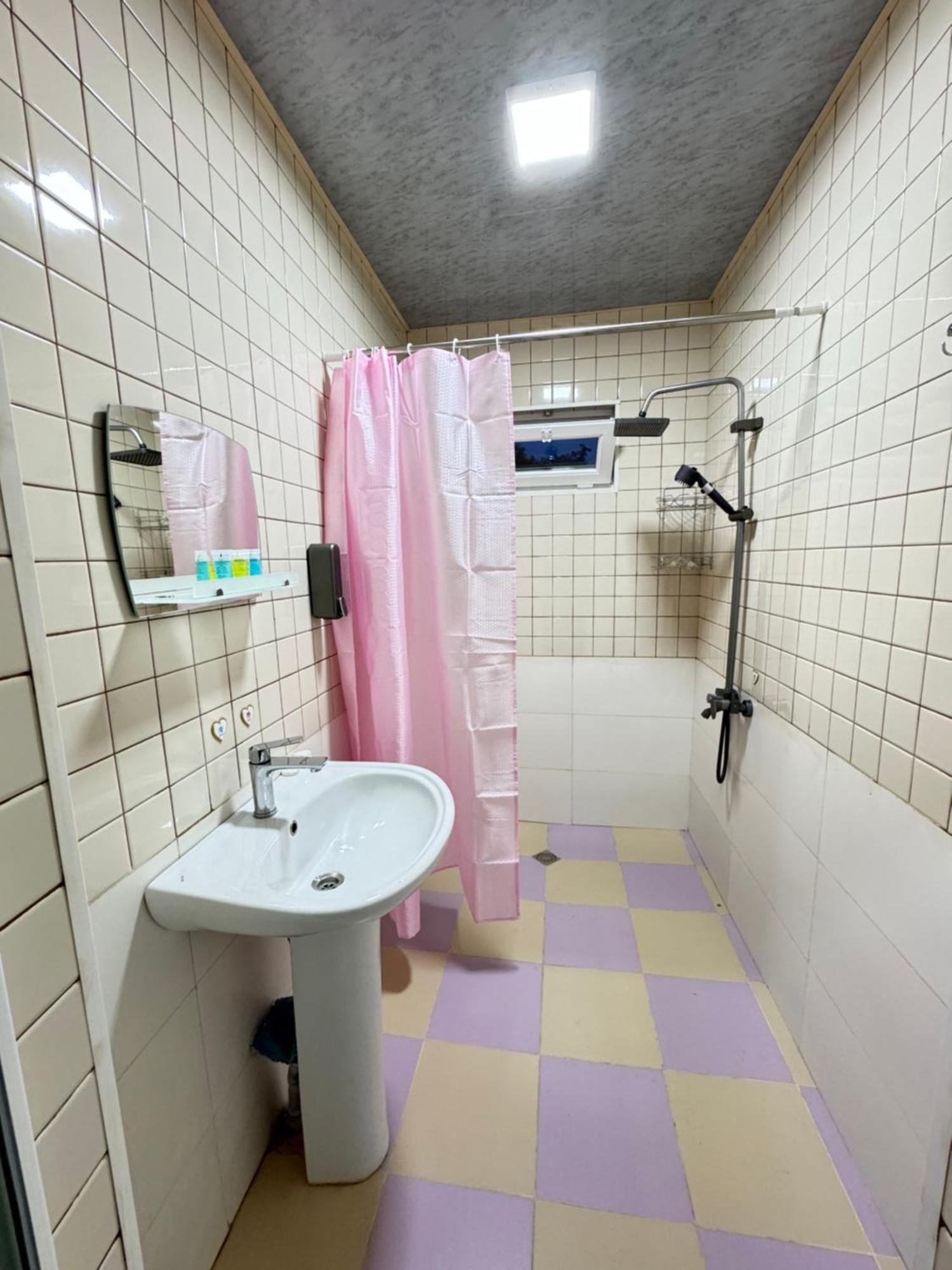 Odo'S Guest House 马尔特维利 外观 照片